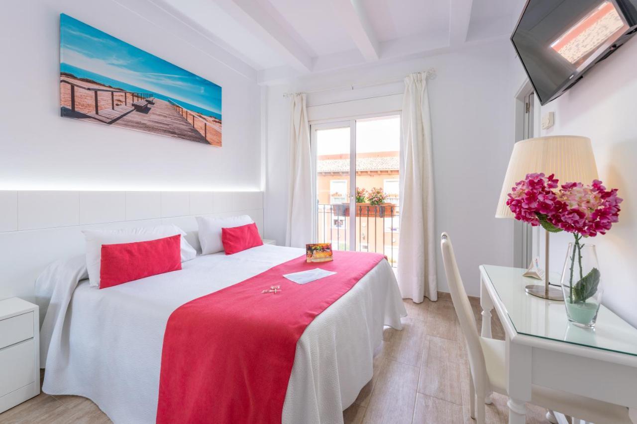 Hotel Romerito Málaga Buitenkant foto
