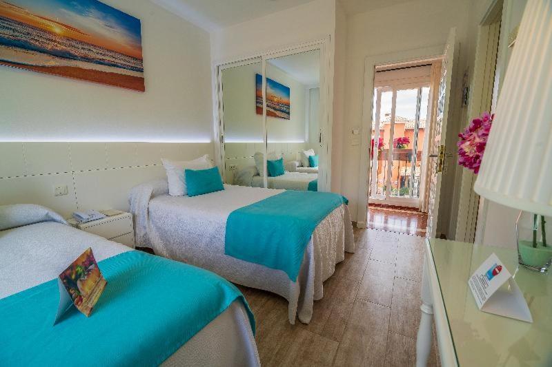Hotel Romerito Málaga Kamer foto