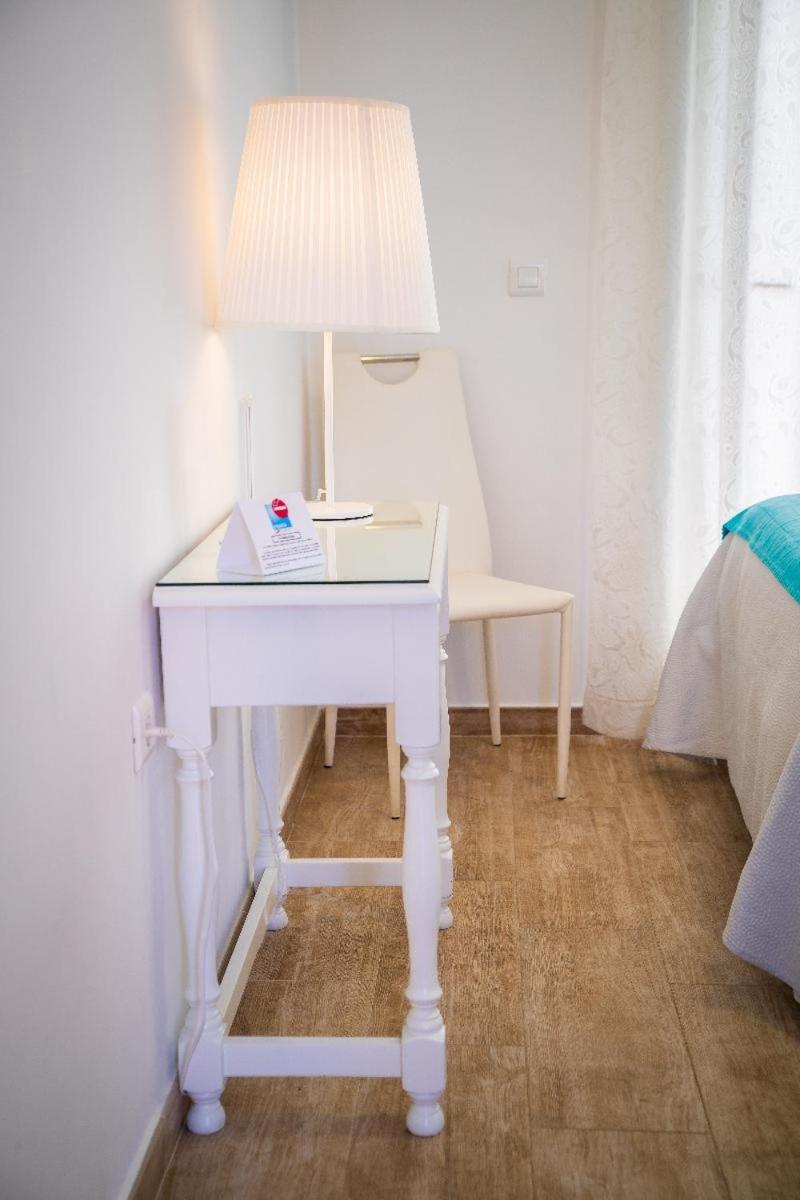 Hotel Romerito Málaga Kamer foto
